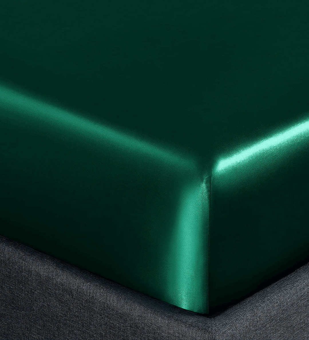 Green Satin Elastic Fitted Sheet with 2 Pillow Covers